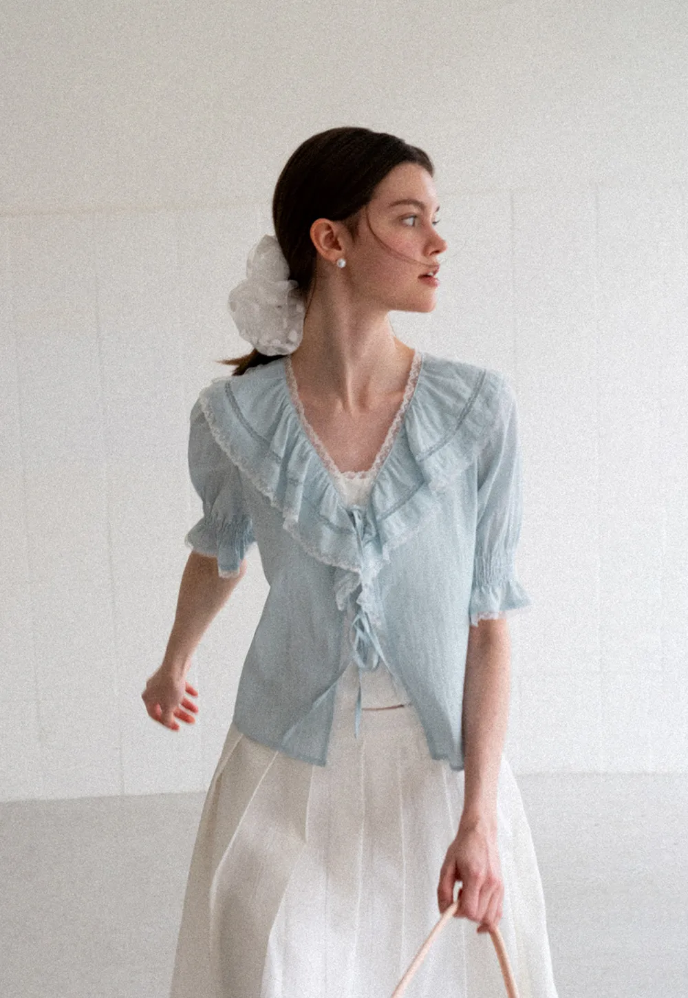 Ruffled V Neck Lace Trim Short Sleeve Shirt
