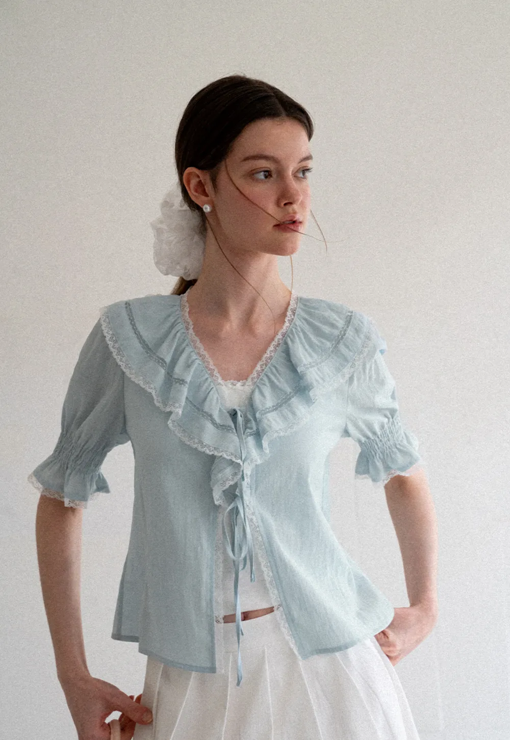 Ruffled V Neck Lace Trim Short Sleeve Shirt