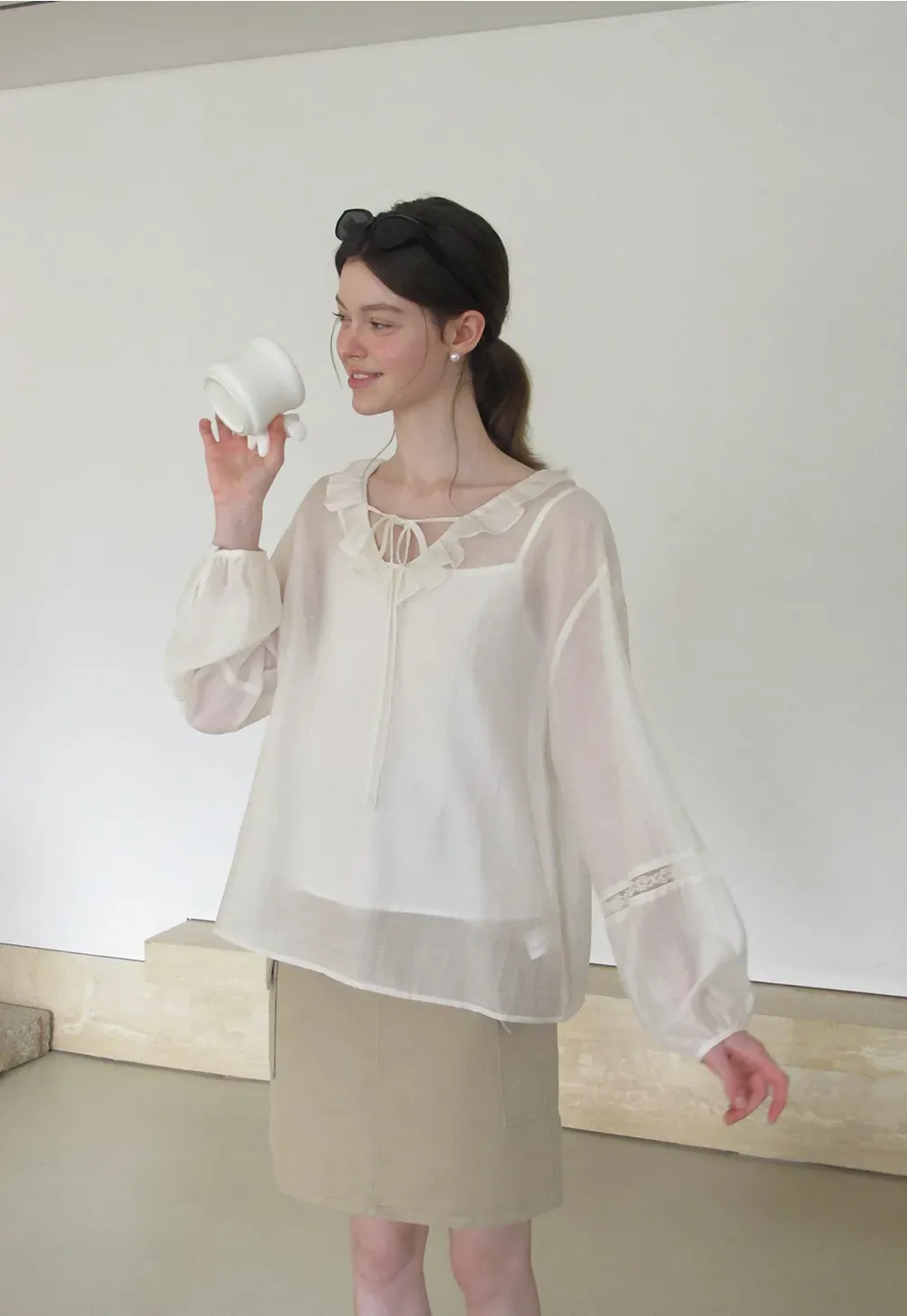 Ruffled Collar Lace Trim Long Sleeve Shirt