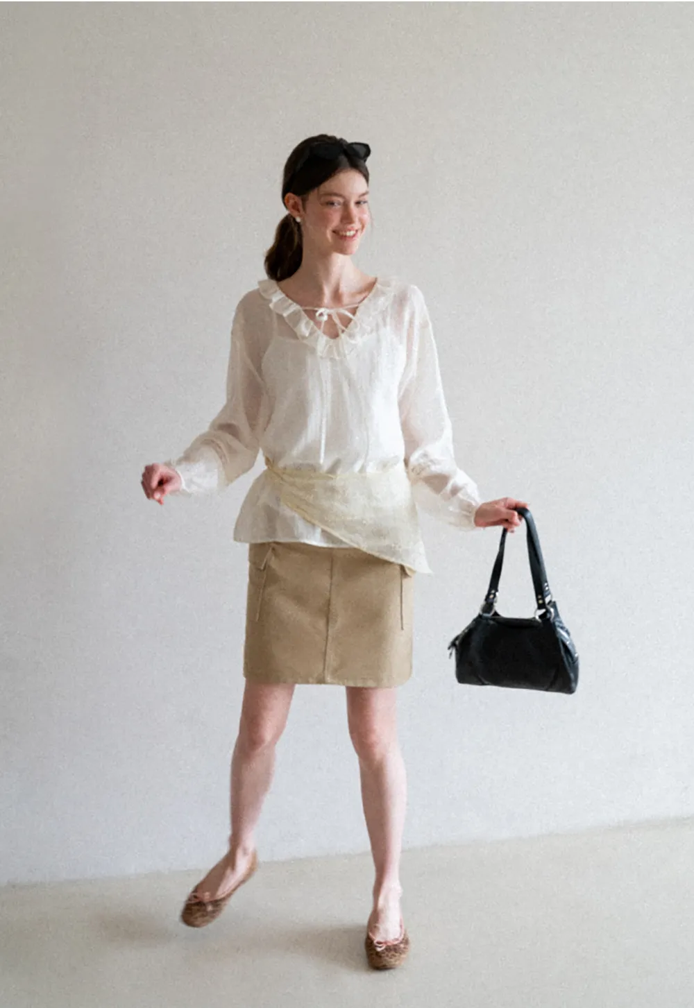 Ruffled Collar Lace Trim Long Sleeve Shirt