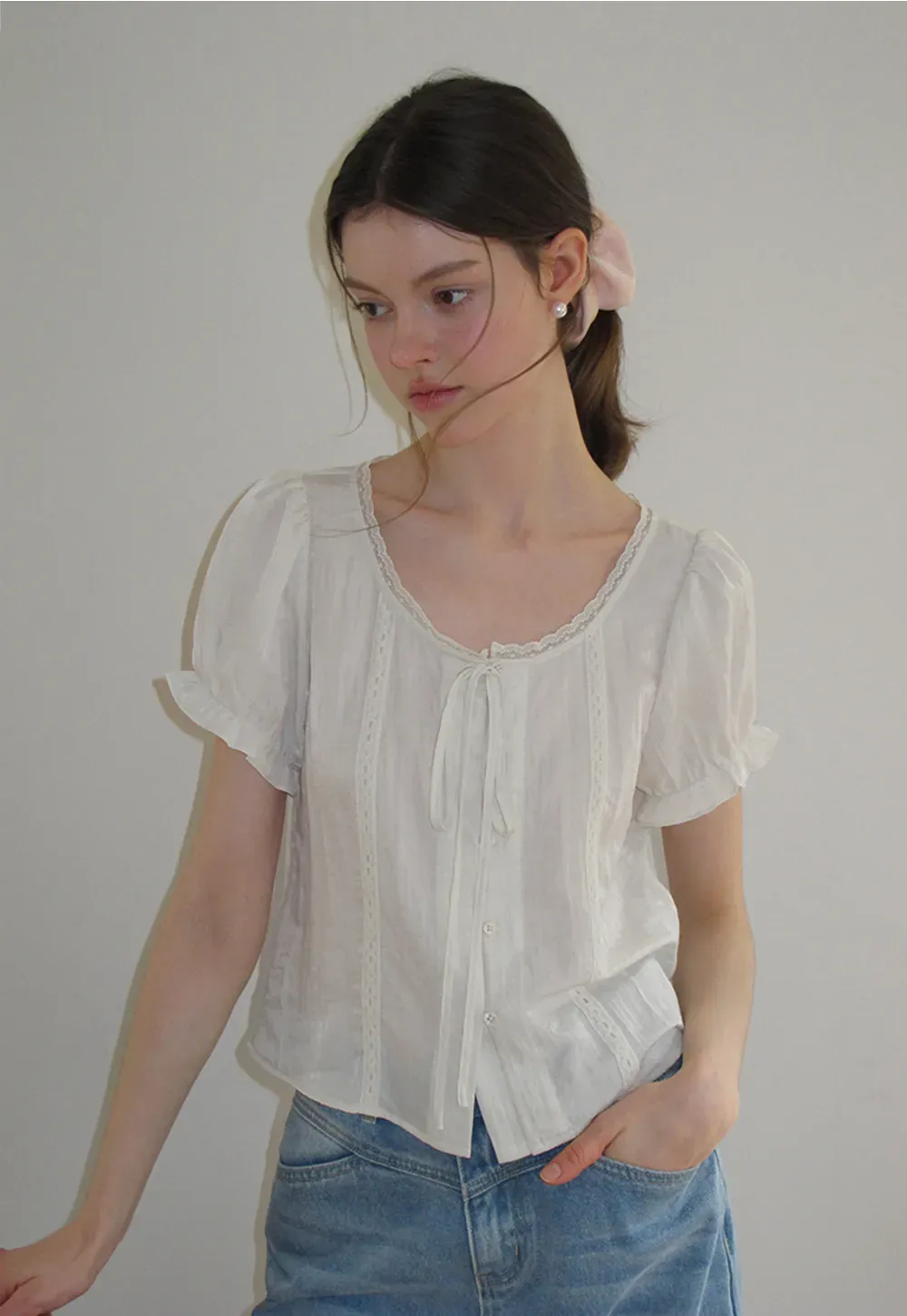 Puff Sleeve Ruffled Hem Shirt