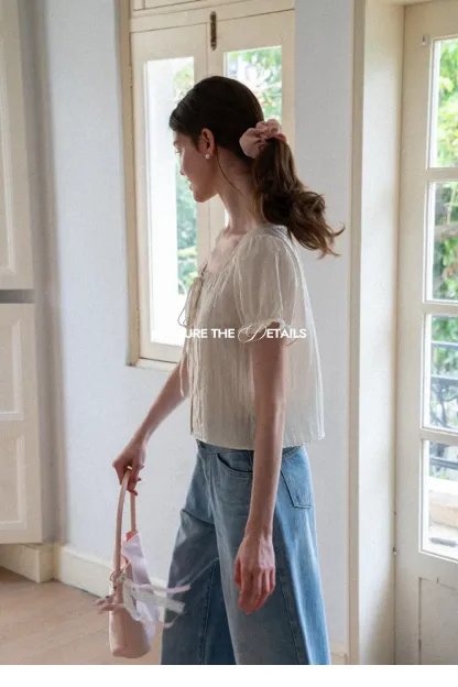 Puff Sleeve Ruffled Hem Shirt