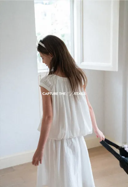 Puffed Sleeve Button Front Blouse