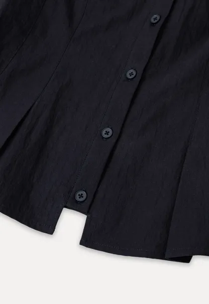 V Neck Sleeveless Peplum Shirt
