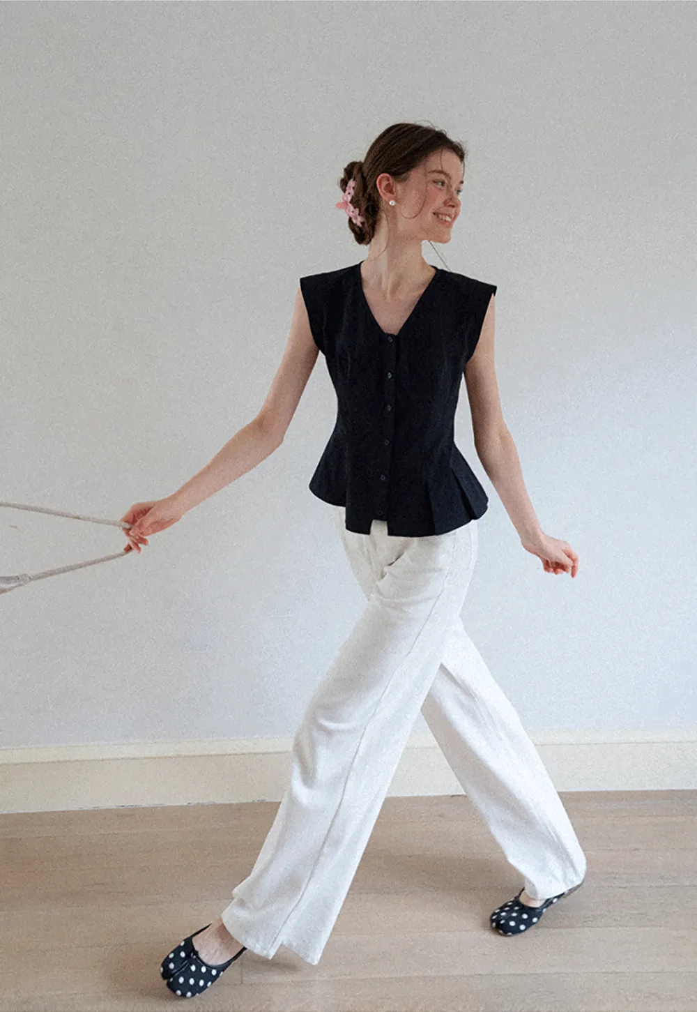 V Neck Sleeveless Peplum Shirt