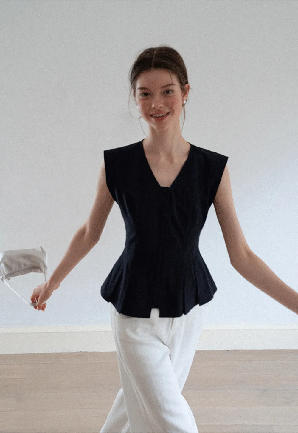V Neck Sleeveless Peplum Shirt