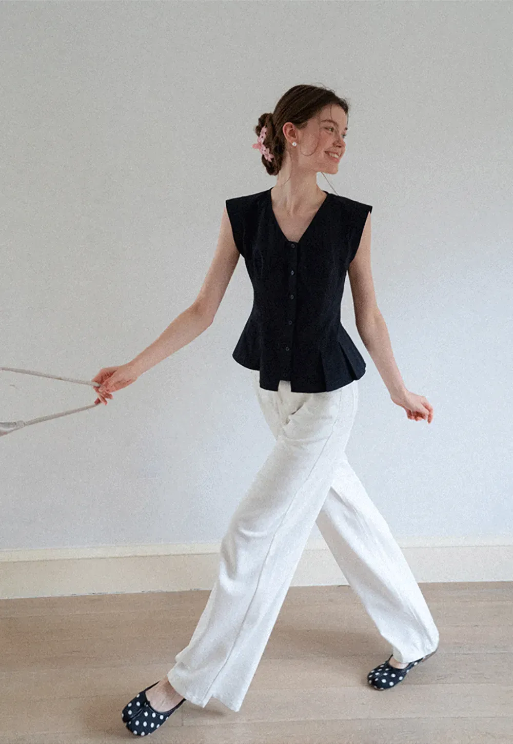 V Neck Sleeveless Peplum Shirt