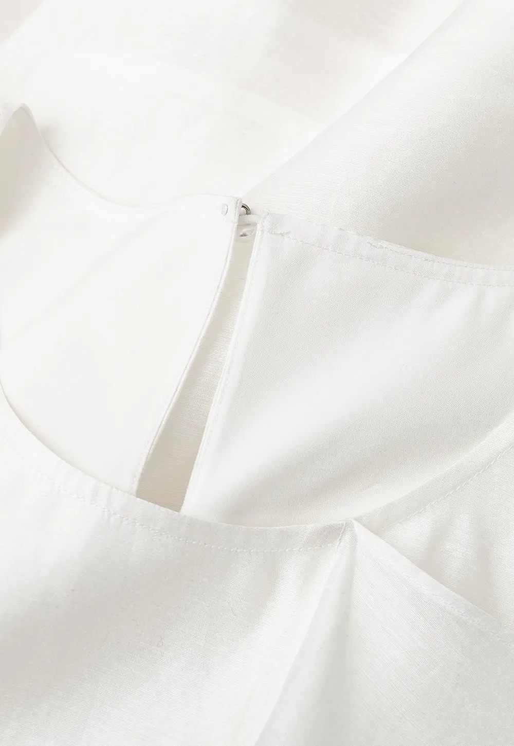 Asymmetrical Hem Sleeveless Top