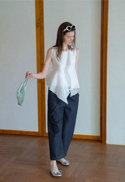 Asymmetrical Hem Sleeveless Top