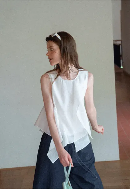Asymmetrical Hem Sleeveless Top
