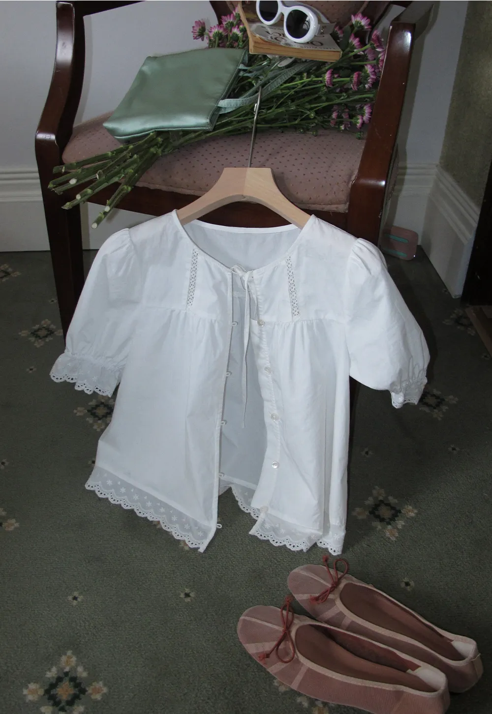 Lace Trim Puffed Sleeve Button Front Shirt