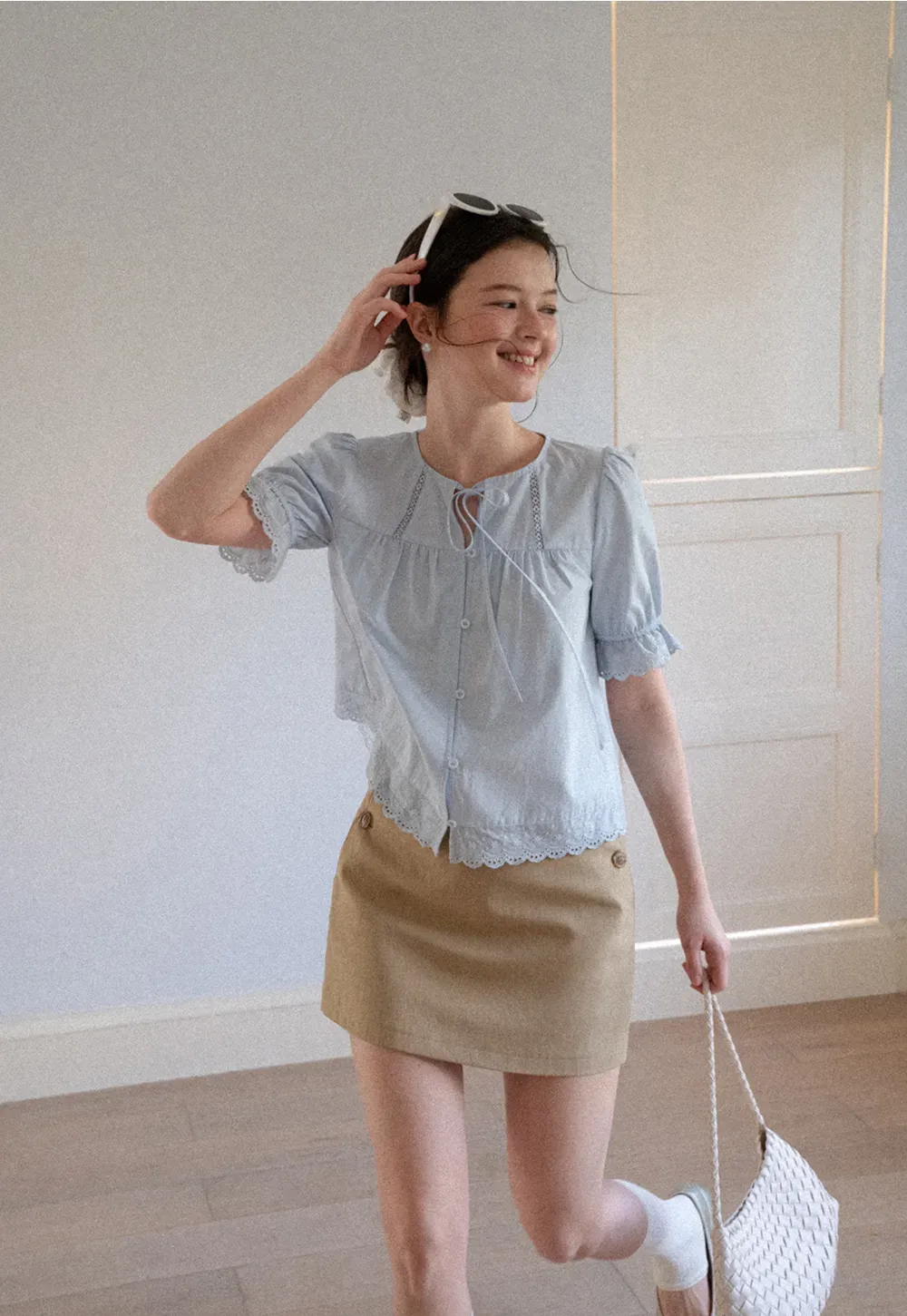Lace Trim Puffed Sleeve Button Front Shirt
