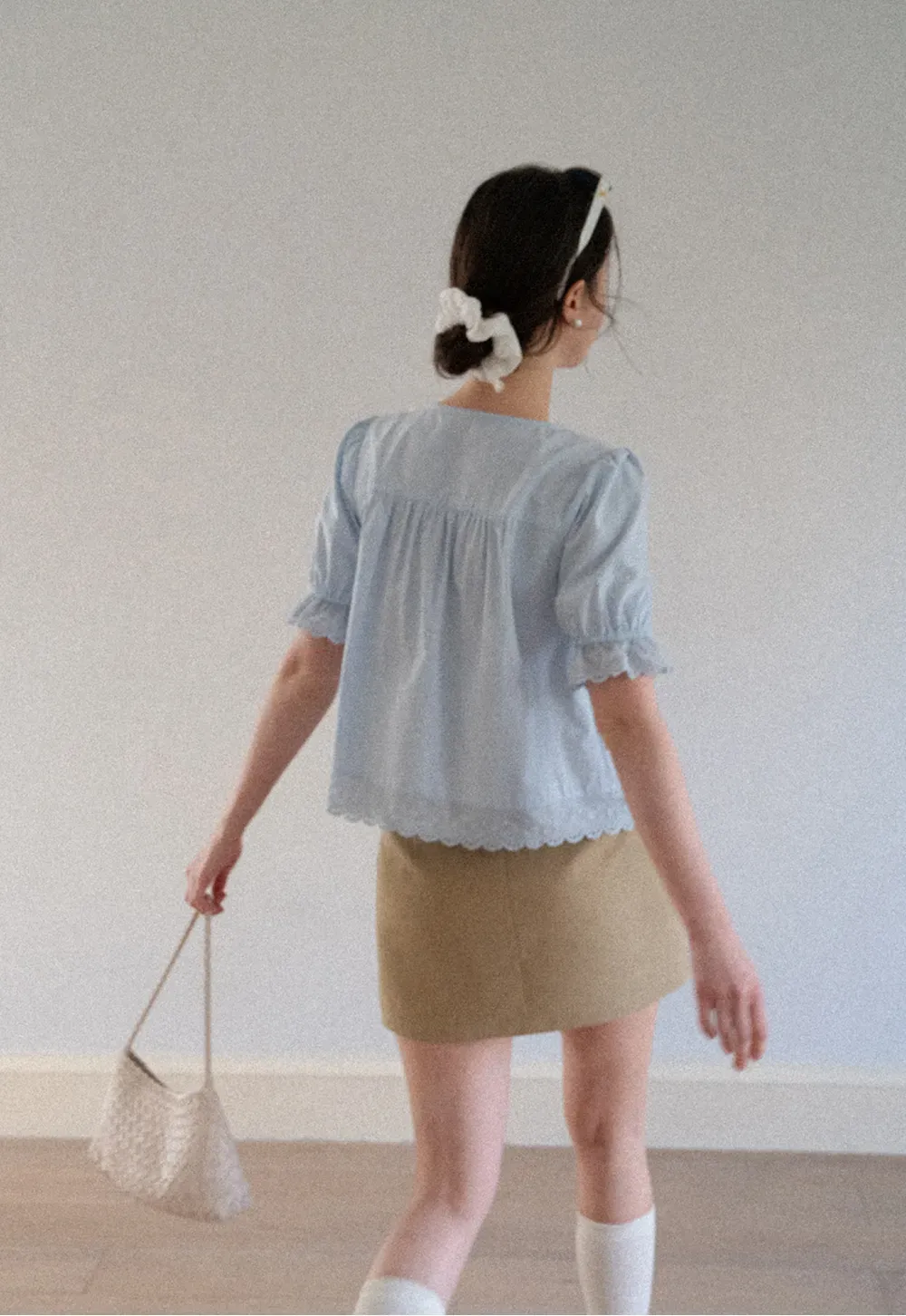 Lace Trim Puffed Sleeve Button Front Shirt