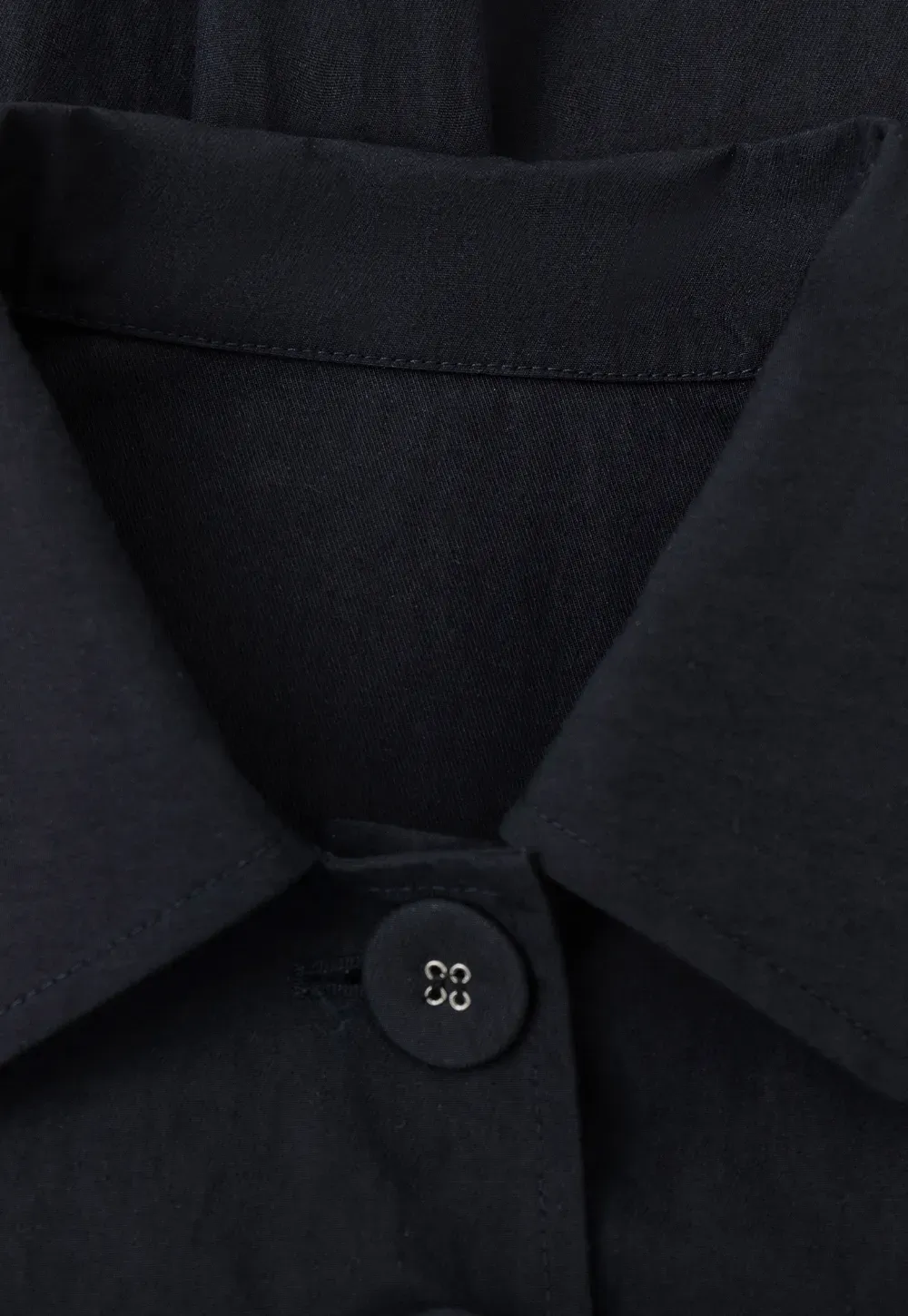Cropped Shirt with Pleated Yoke and Collar