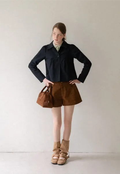 Cropped Shirt with Pleated Yoke and Collar