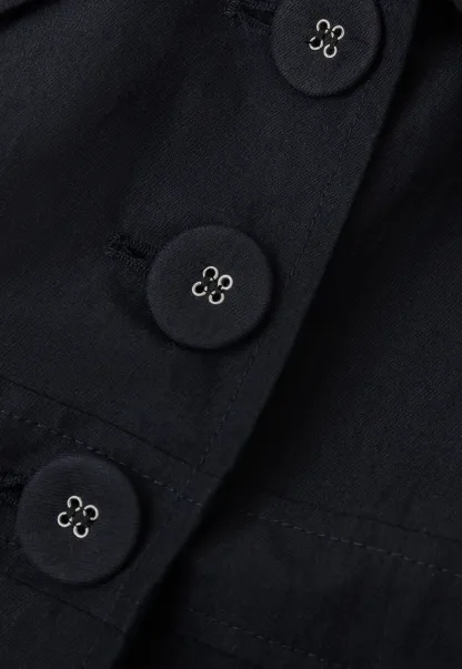 Cropped Shirt with Pleated Yoke and Collar