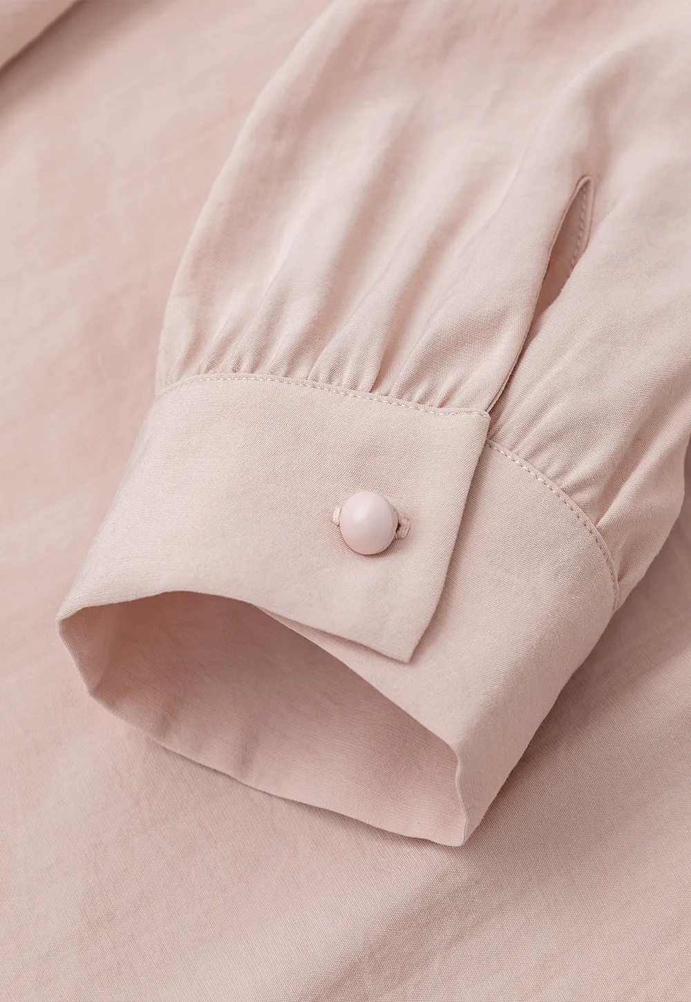 Puffed Sleeve High Neck Blouse