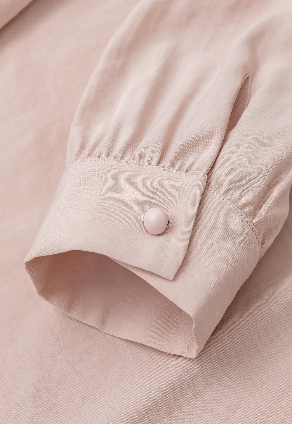 Puffed Sleeve High Neck Blouse