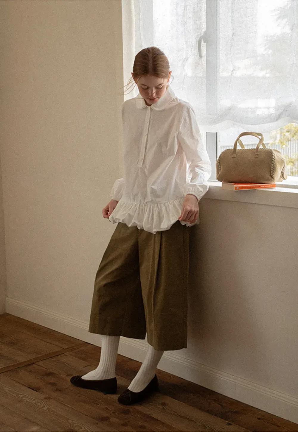 Peter Pan Collar Ruffled Hem Shirt