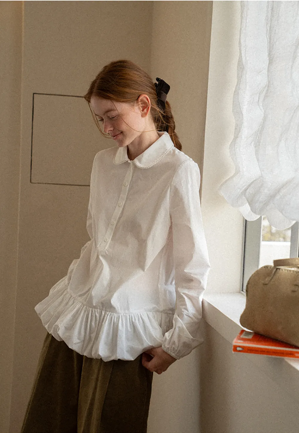 Peter Pan Collar Ruffled Hem Shirt