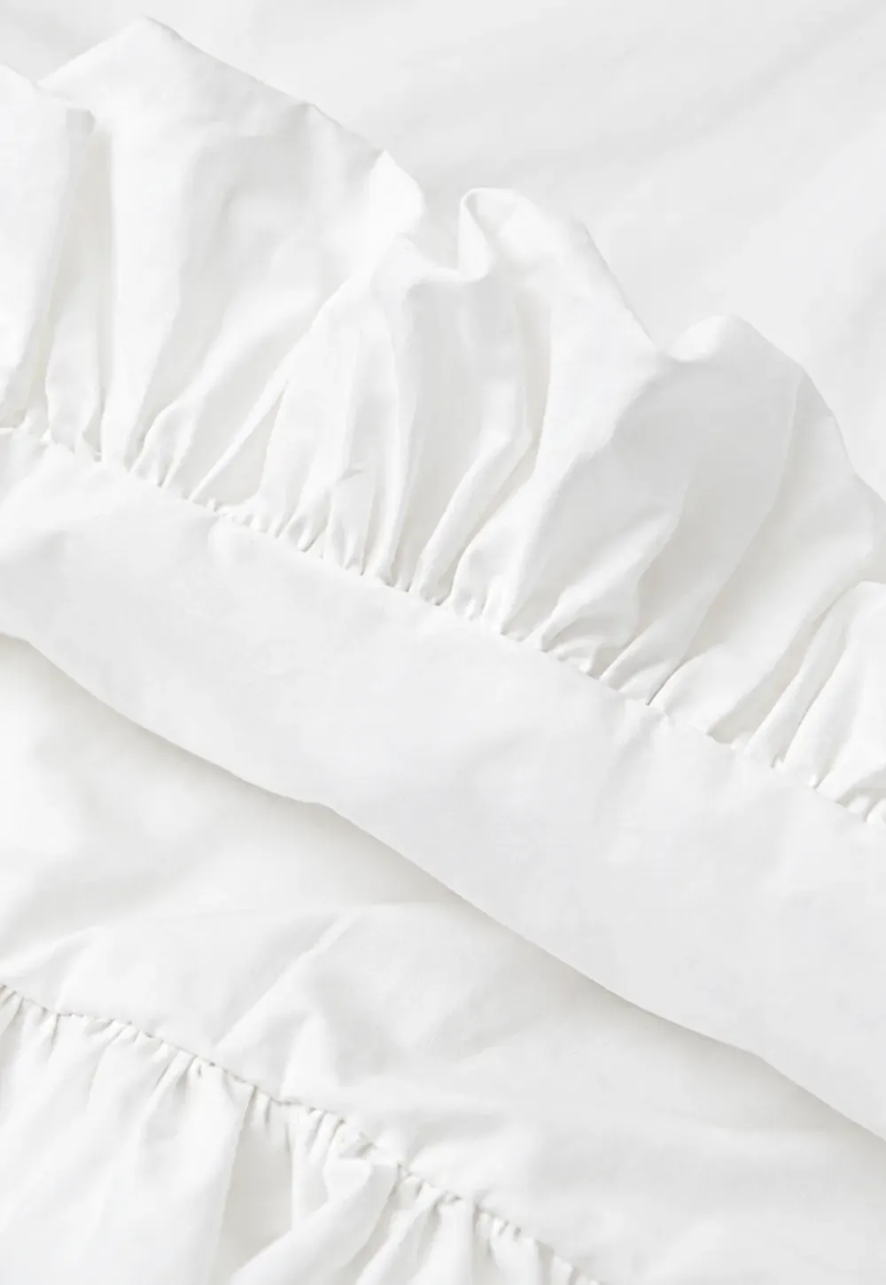 Peter Pan Collar Ruffled Hem Shirt