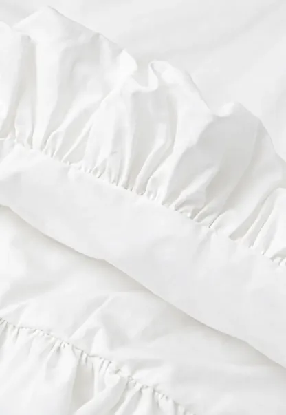 Peter Pan Collar Ruffled Hem Shirt