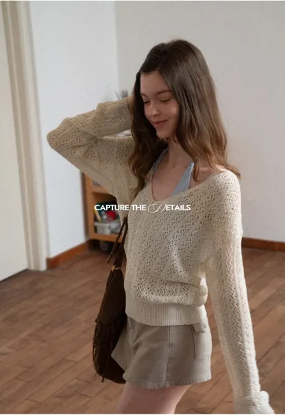 V Neck Loose Knit Sweater with Cable Pattern