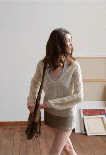 V Neck Loose Knit Sweater with Cable Pattern