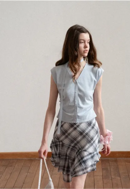 V neck short sleeve knit cardigan with floral trim