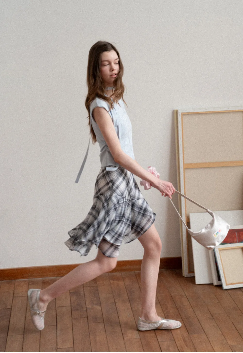 V neck short sleeve knit cardigan with floral trim