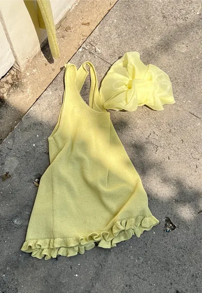 Woolen knit sweater with ruffles and tank top