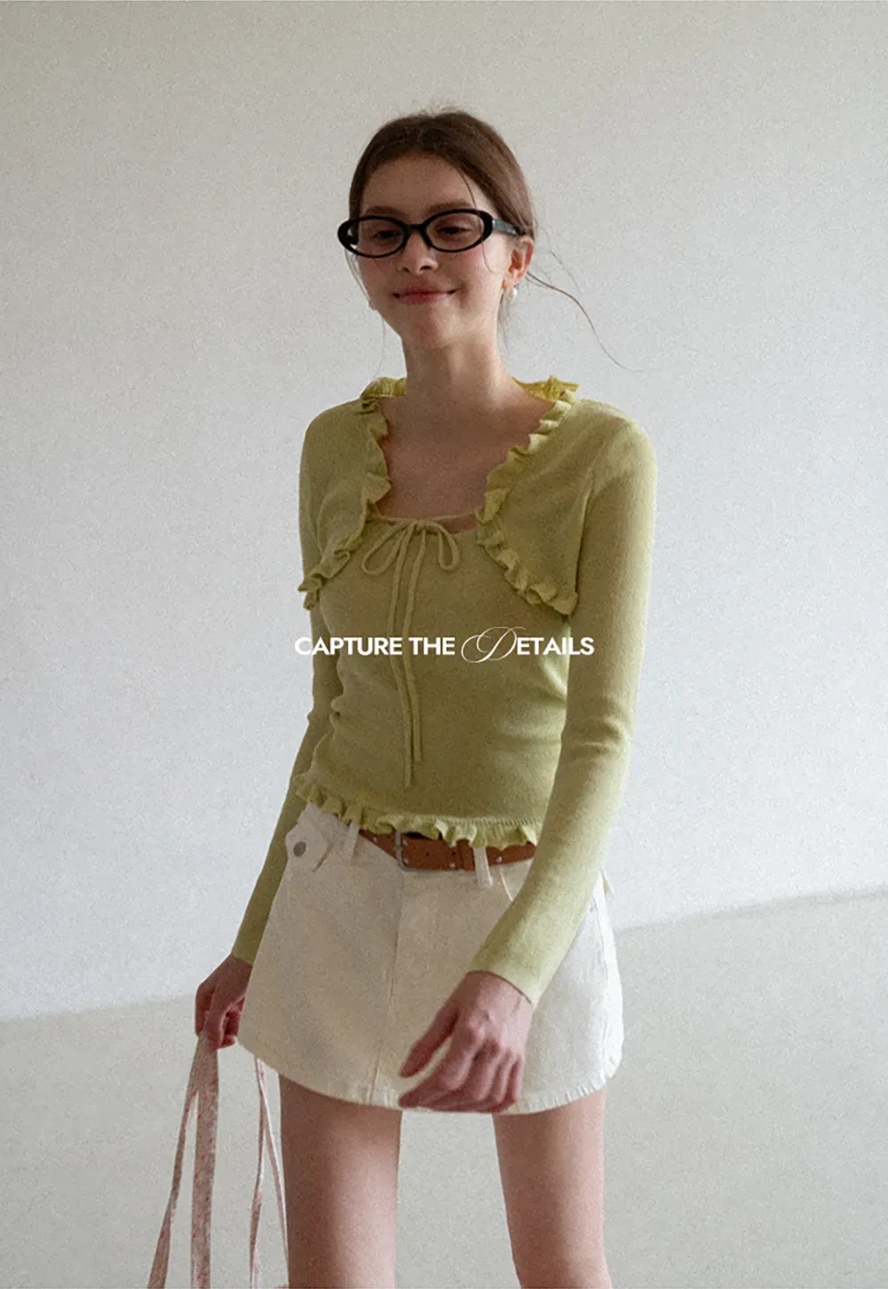 Woolen knit sweater with ruffles and tank top