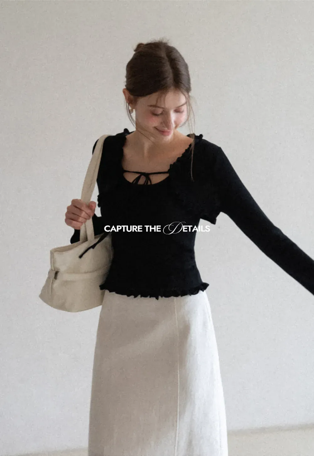 Woolen knit sweater with ruffles and tank top