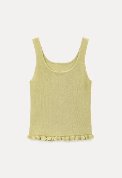 Woolen knit sweater with ruffles and tank top