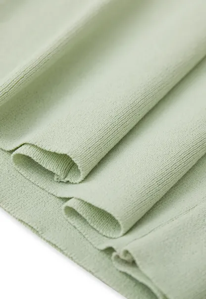 Short Sleeve Ribbed Knit Top with Front Seam Detail