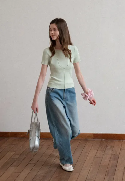 Short Sleeve Ribbed Knit Top with Front Seam Detail