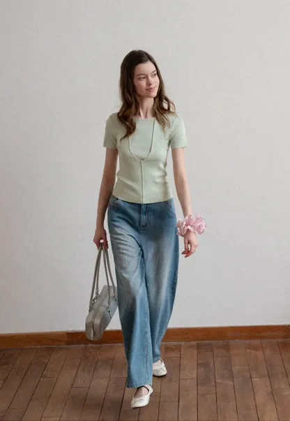 Short Sleeve Ribbed Knit Top with Front Seam Detail