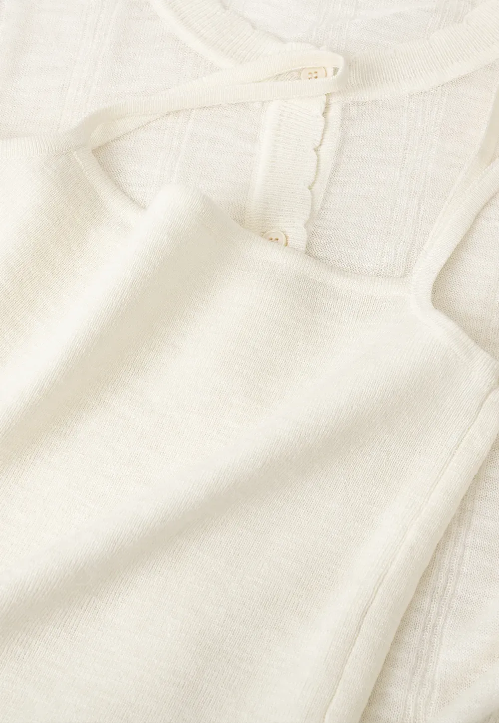 Woolen knit sweater and tank top