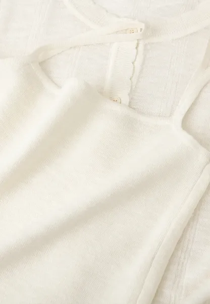 Woolen knit sweater and tank top