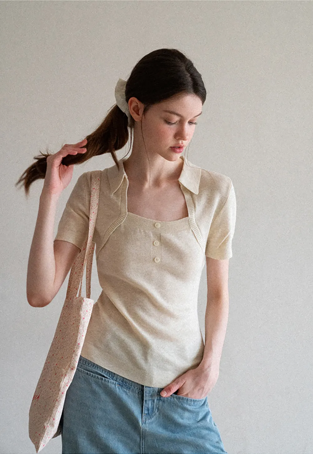 Collared Short Sleeve Knit Sweater with Square Neckline