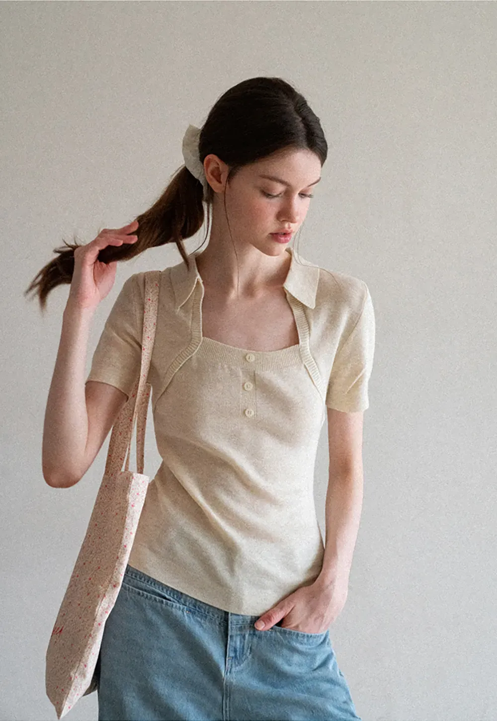 Collared Short Sleeve Knit Sweater with Square Neckline