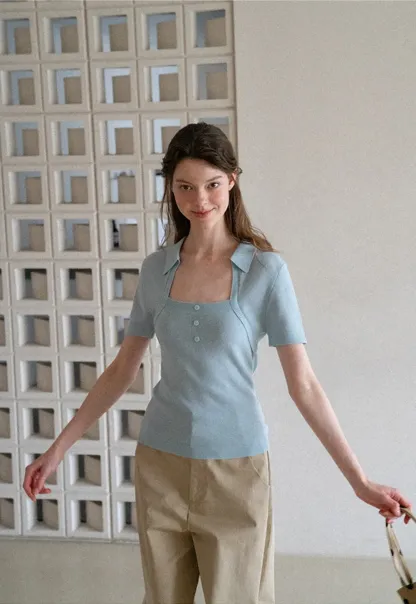 Collared Short Sleeve Knit Sweater with Square Neckline