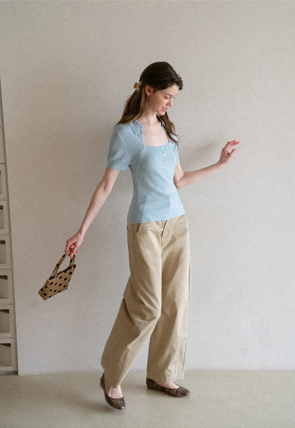 Collared Short Sleeve Knit Sweater with Square Neckline