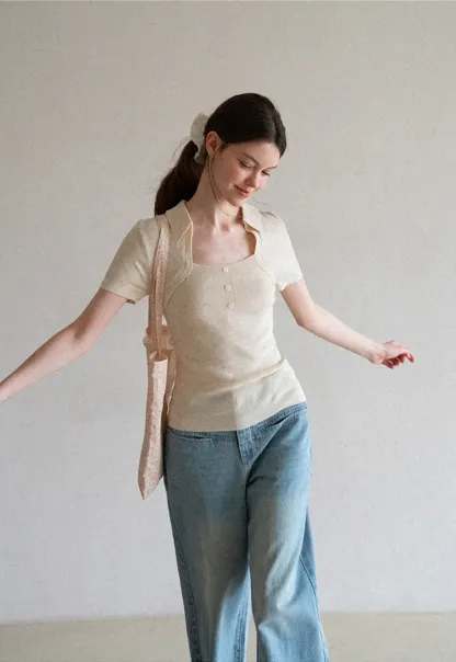 Collared Short Sleeve Knit Sweater with Square Neckline