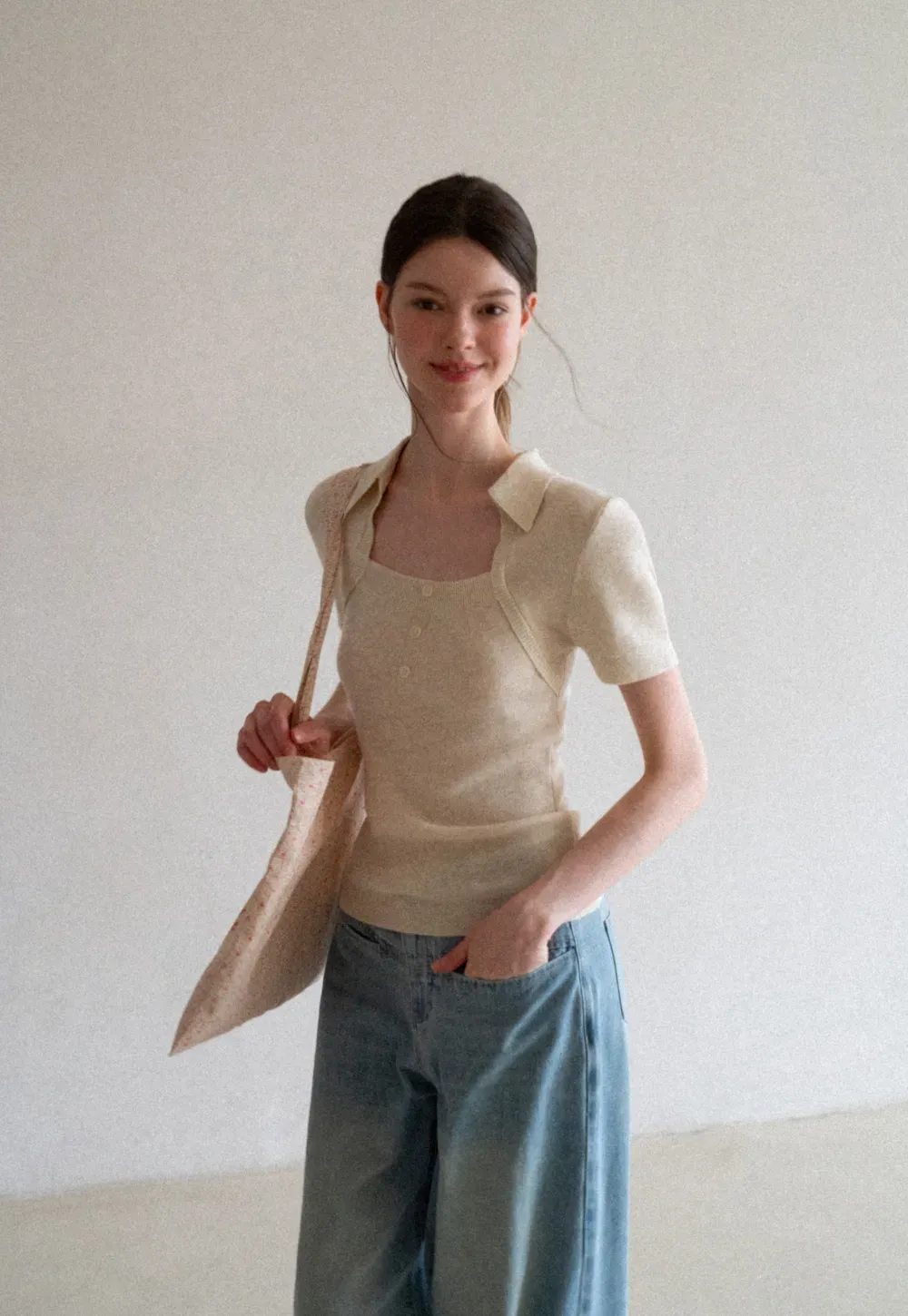 Collared Short Sleeve Knit Sweater with Square Neckline