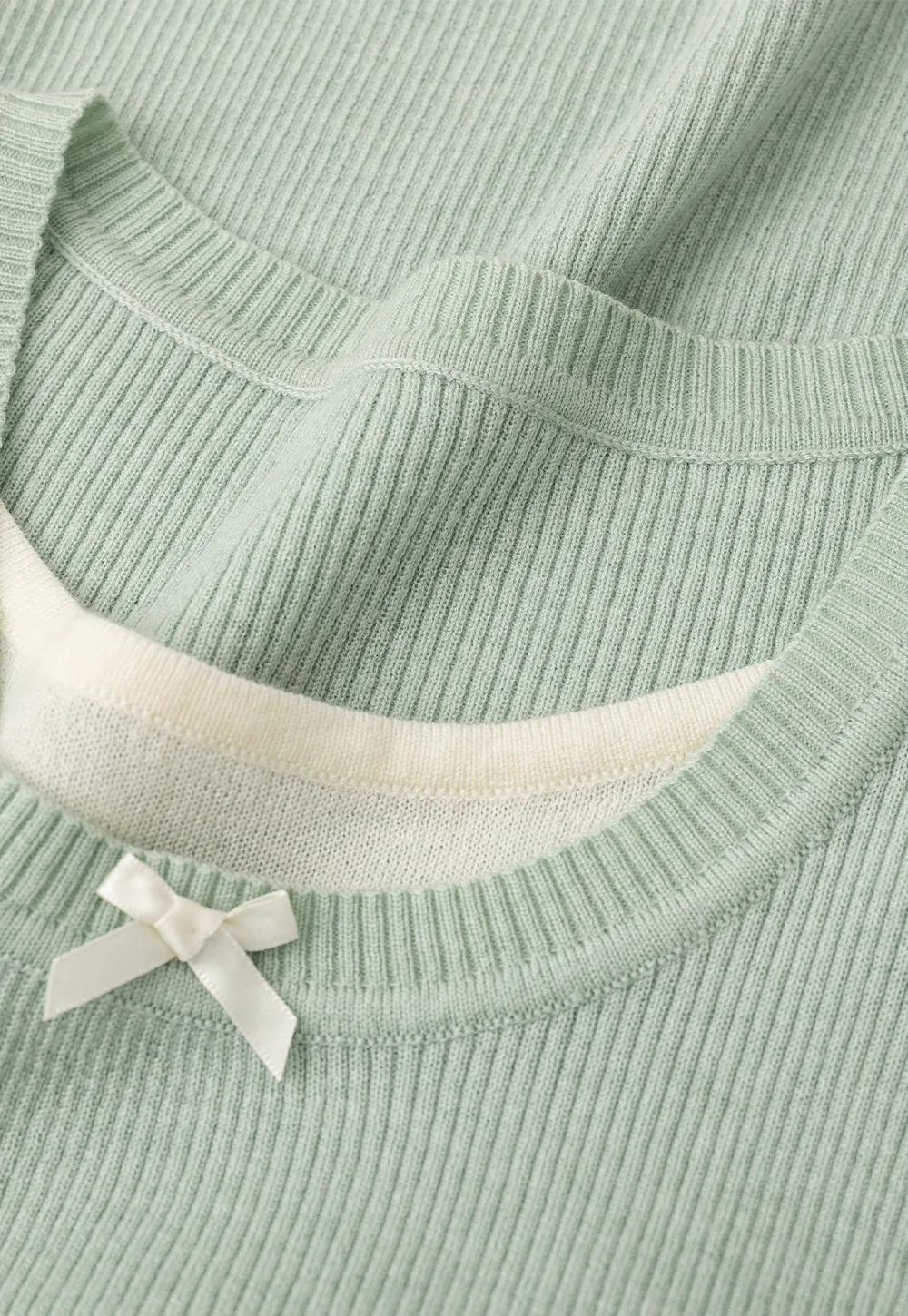 Contrast Trim Crew Neck Short Sleeve Knit Sweater