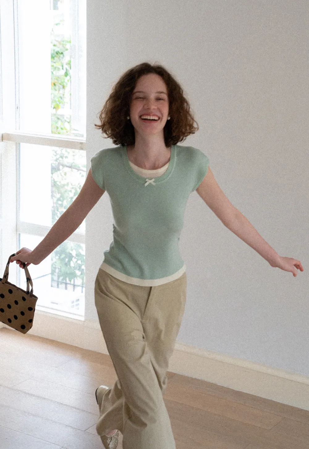 Contrast Trim Crew Neck Short Sleeve Knit Sweater