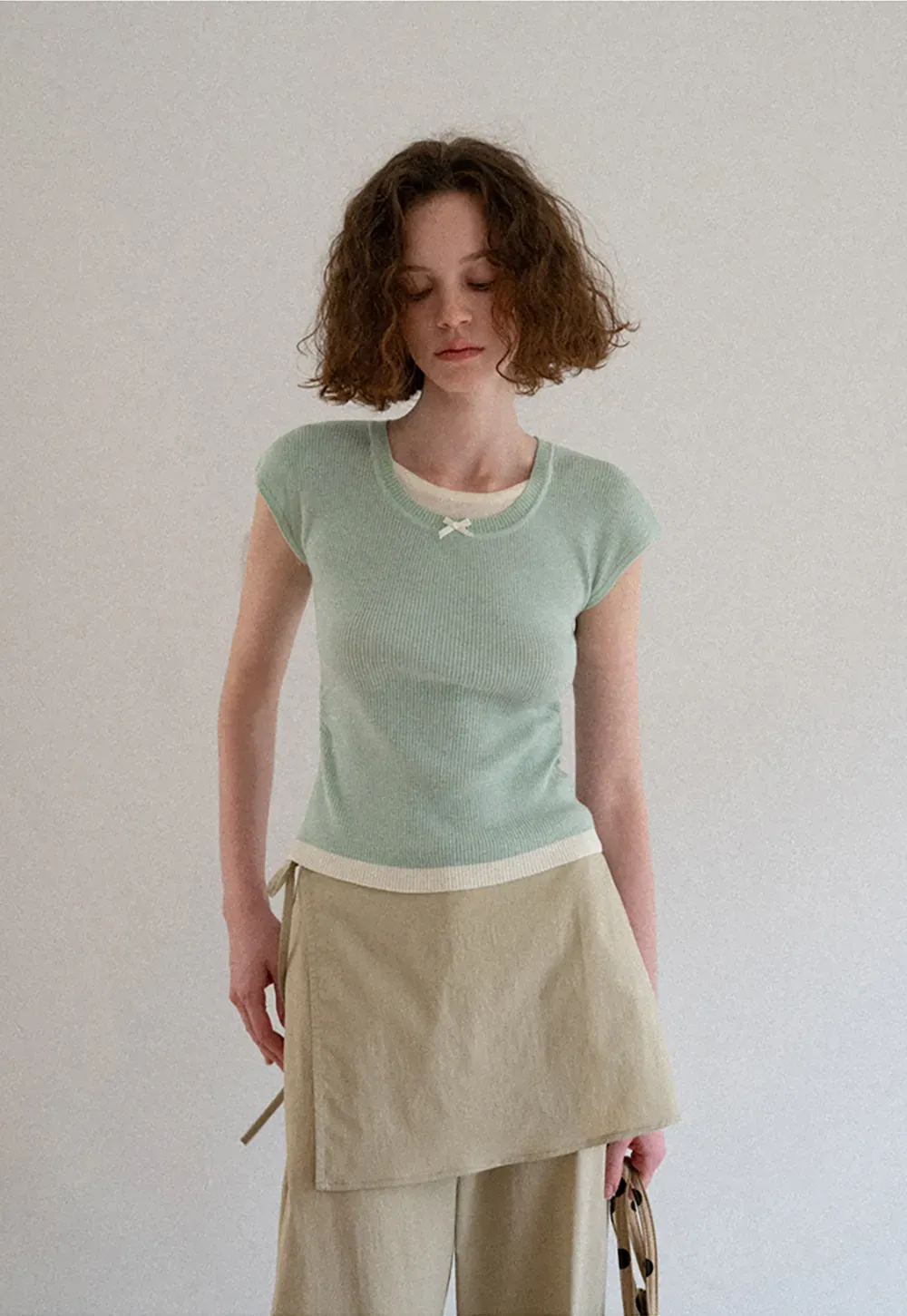 Contrast Trim Crew Neck Short Sleeve Knit Sweater