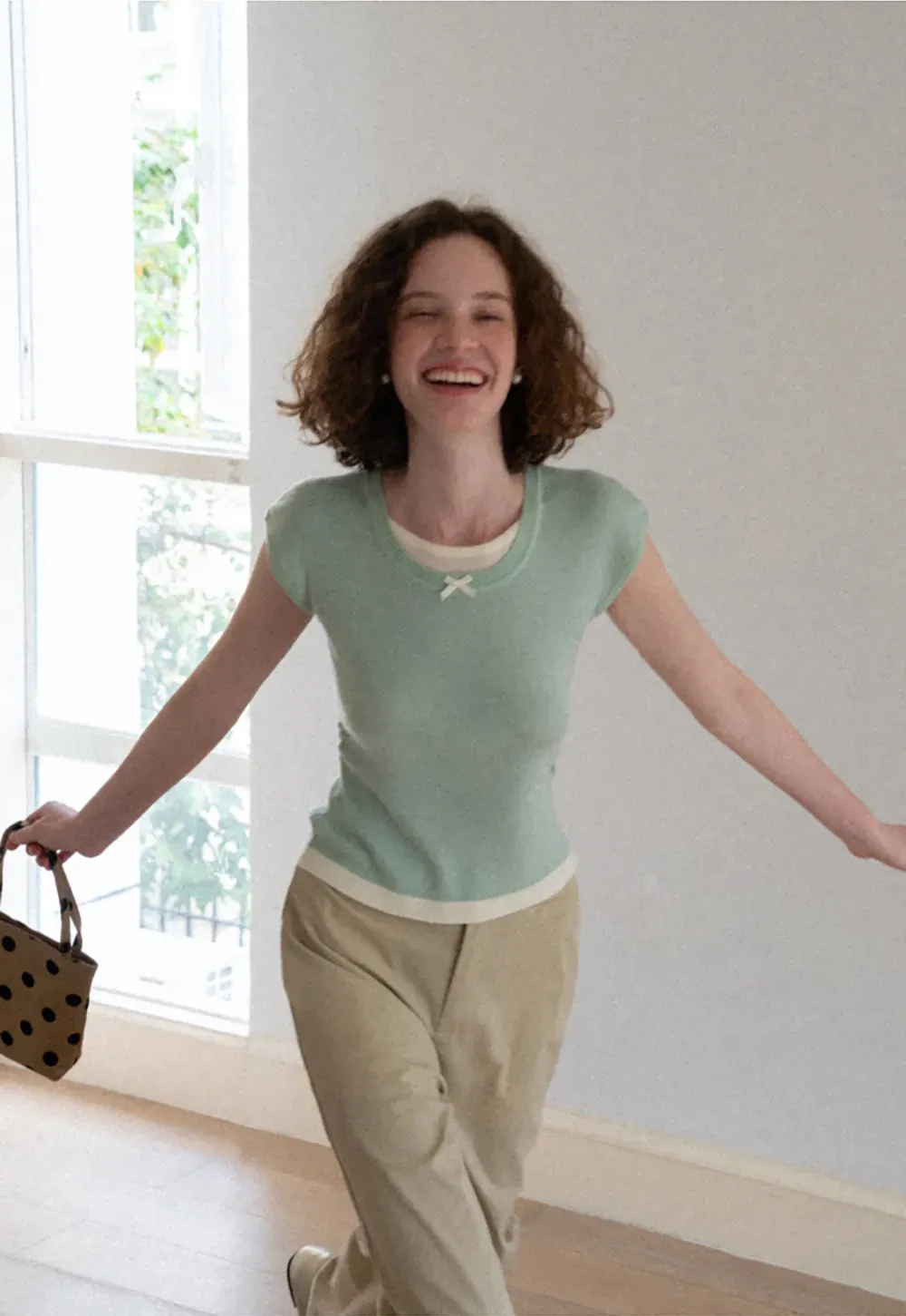 Contrast Trim Crew Neck Short Sleeve Knit Sweater