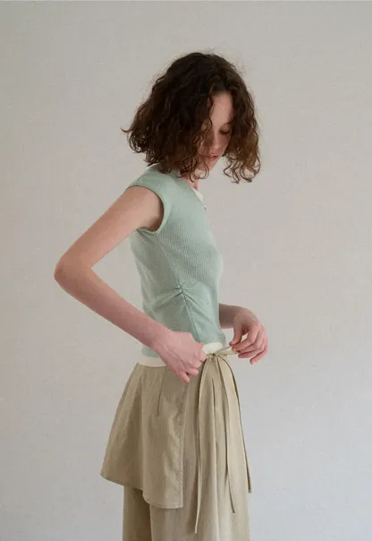 Contrast Trim Crew Neck Short Sleeve Knit Sweater